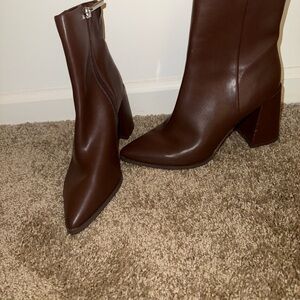 NWOB Steve NY Chocolate Brown Boots